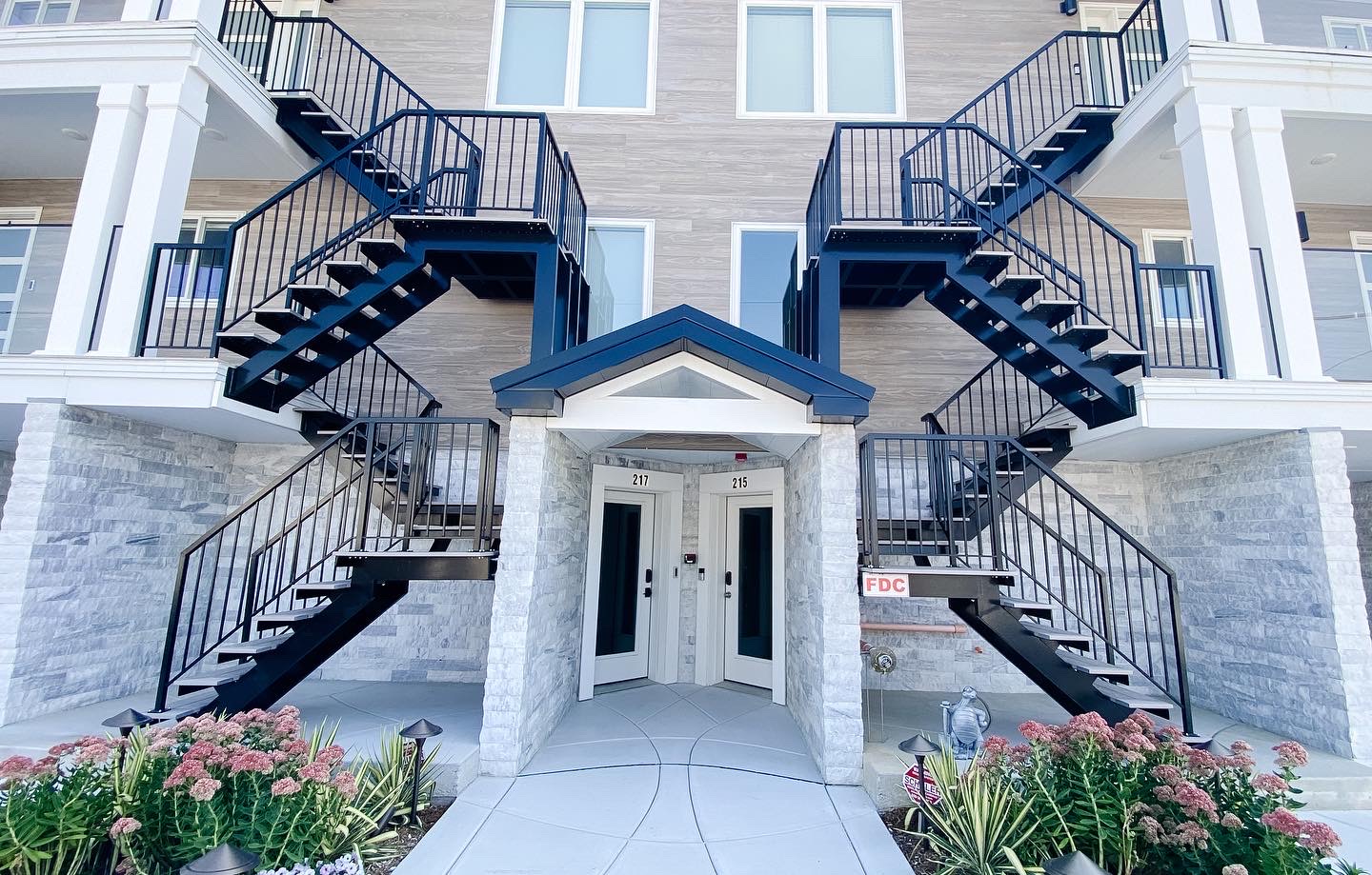 Exterior Aluminum Railings